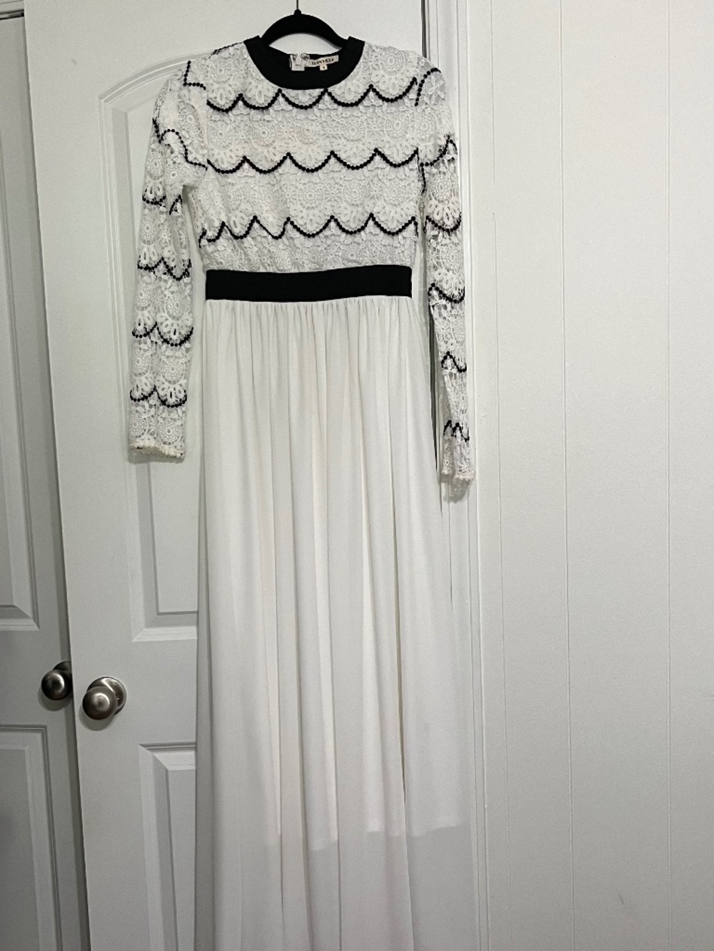Jessakae White Lace Maxi Fit & Flare Dress Size S - Picture 4 of 6